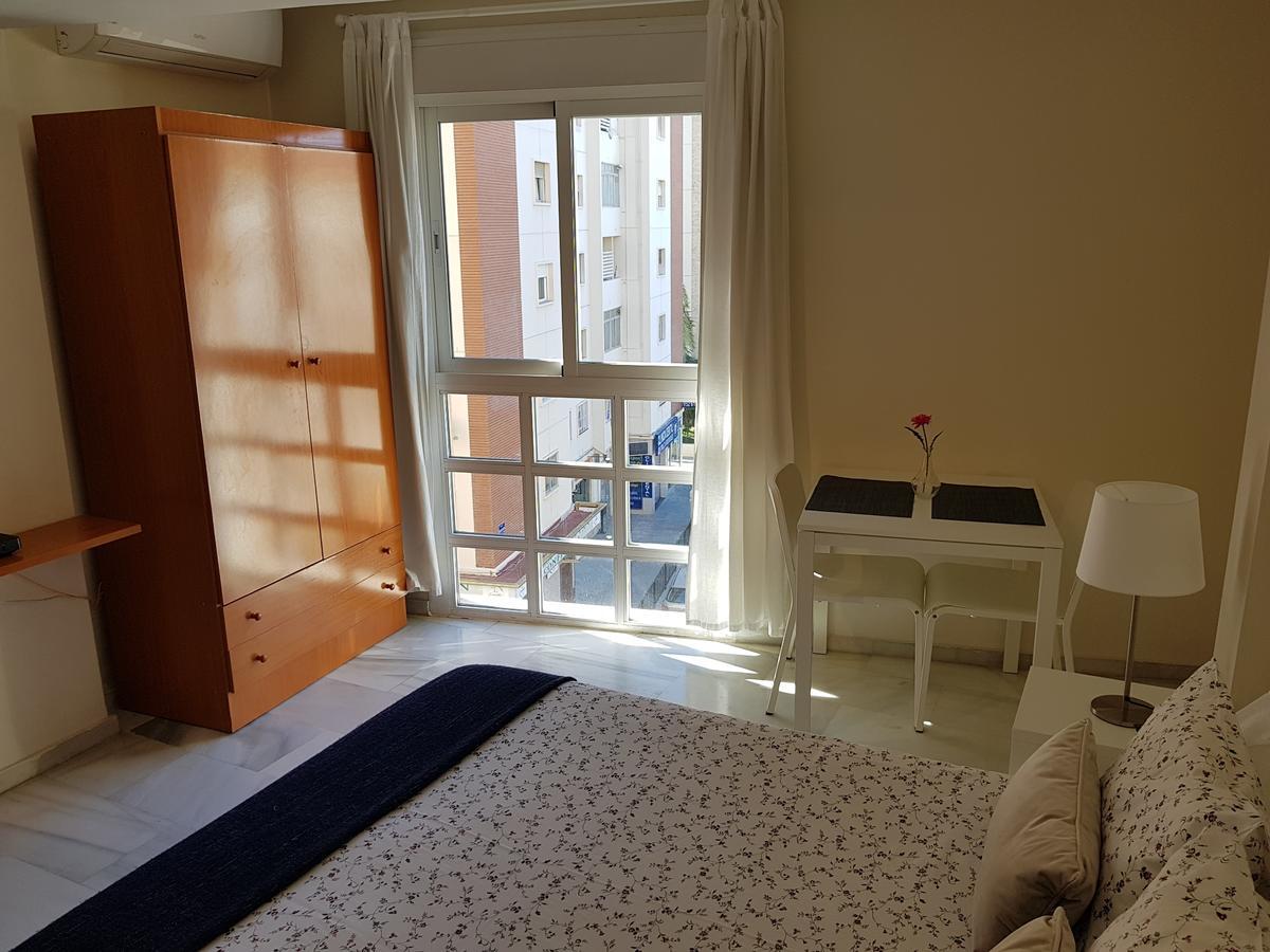 Fan Flat Eugenio (Adults Only) Apartment Malaga Exterior photo